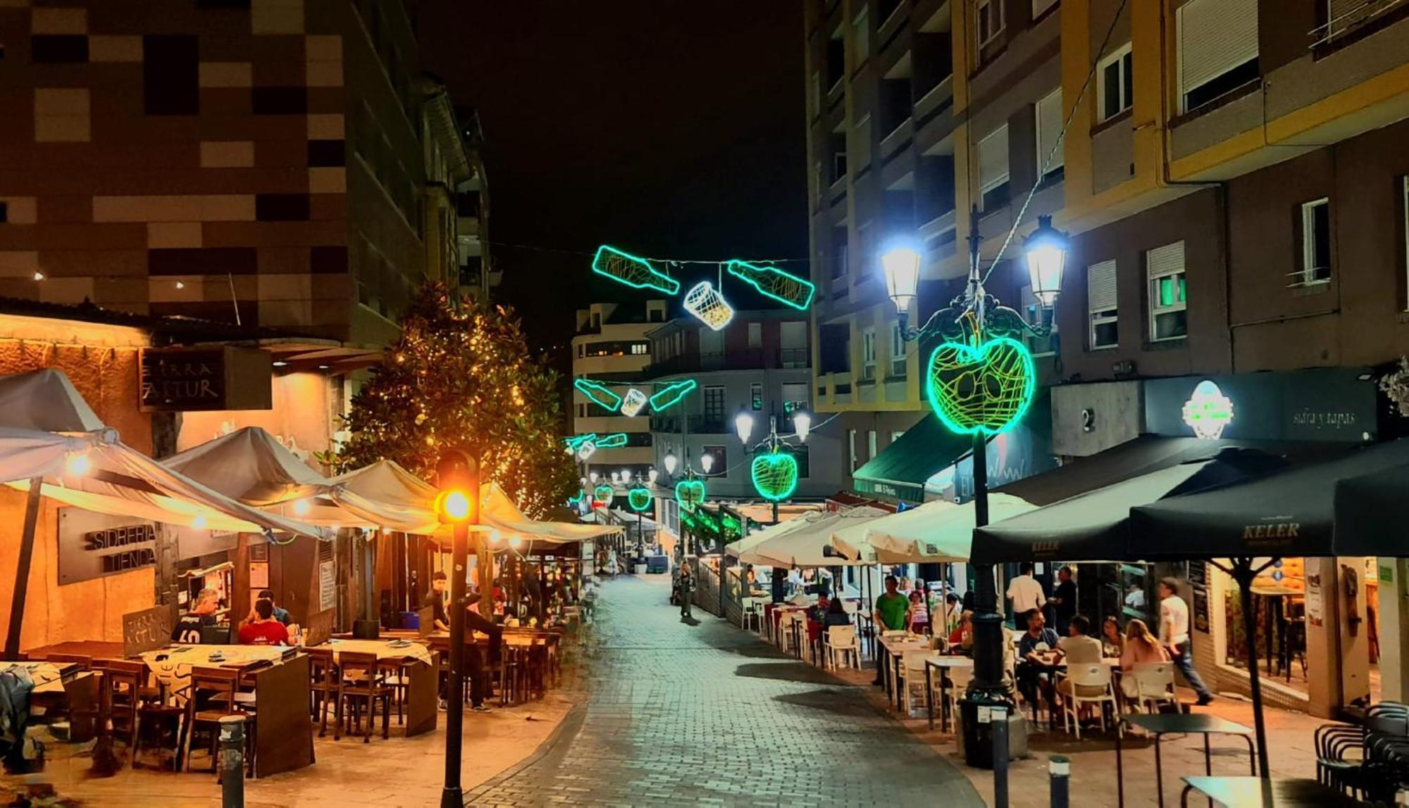 Ferienwohnung Atico De Diseno En El Centro Oviédo Exterior foto